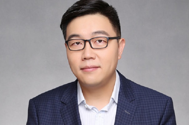 Ʒ(PHD)йJames ZhuϺ˾ܾ
